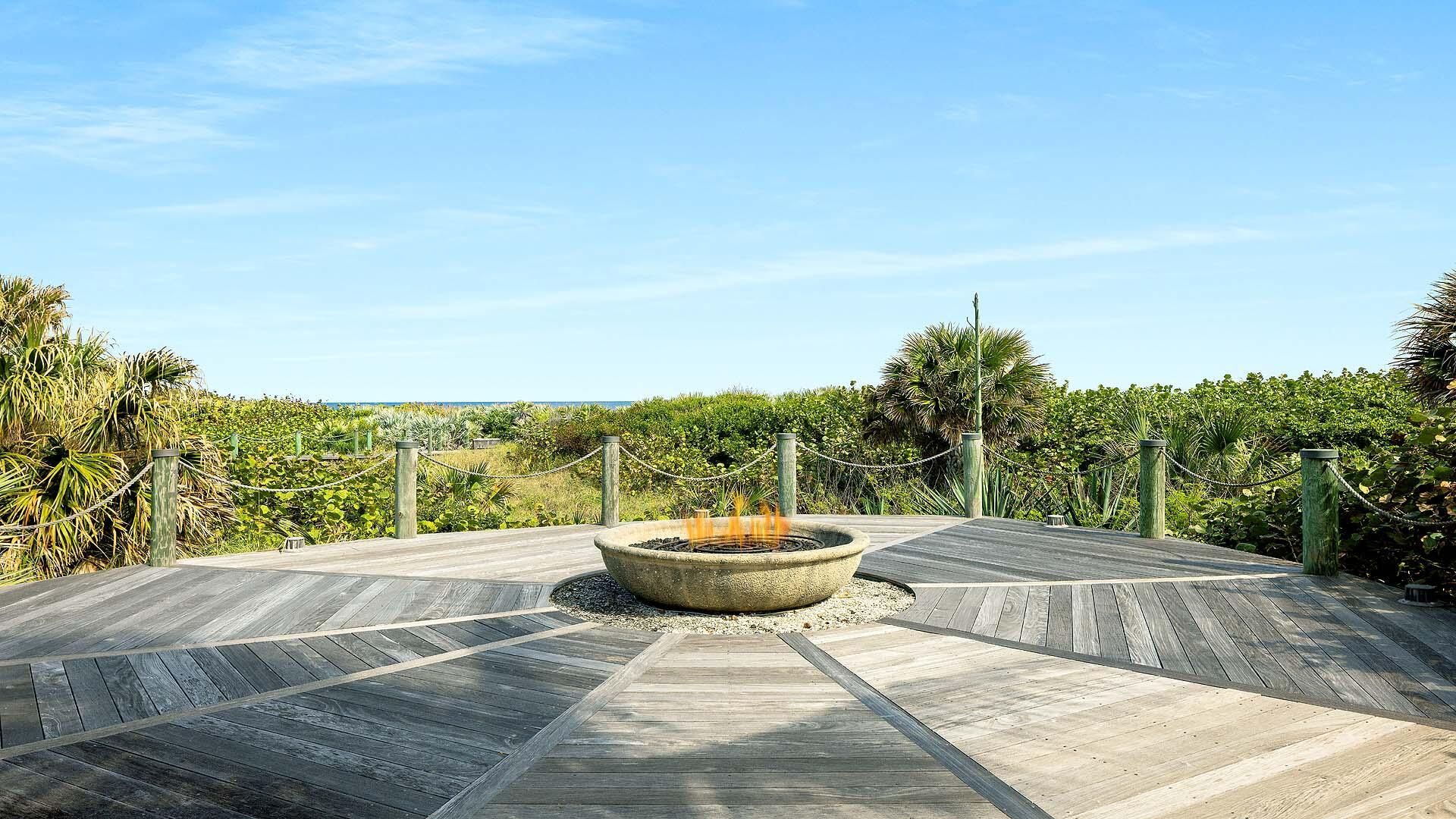 1960 S Ocean Boulevard, Manalapan, FL 33462 Photo