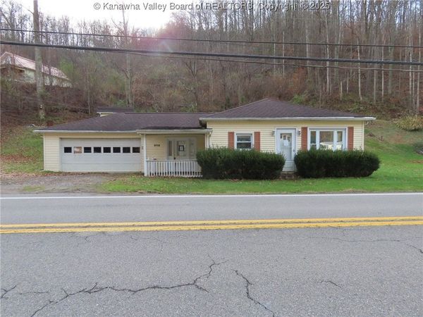 5712 Daniel Boone Parkway, Foster, WV 25081