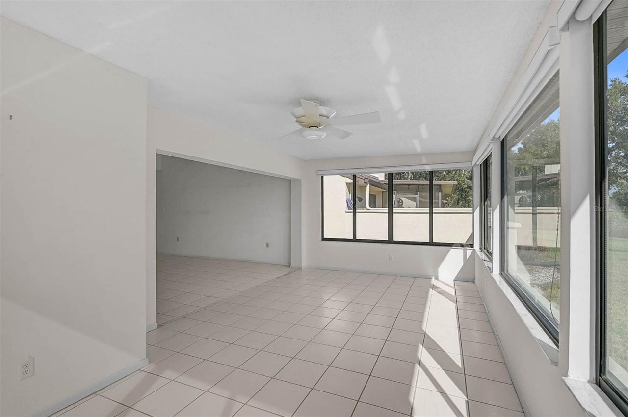 4414 La Jolla Drive, Bradenton, FL 34210 Photo