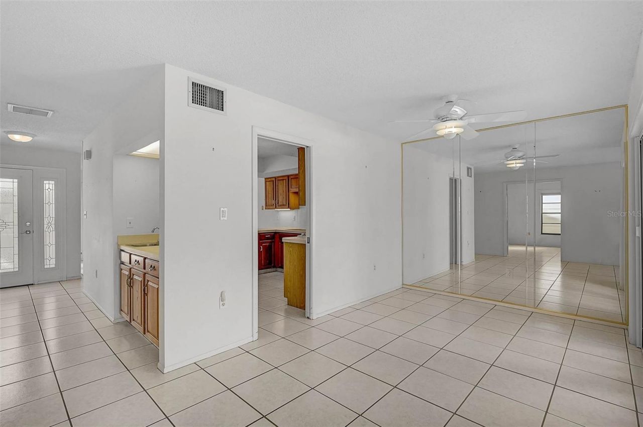 4414 La Jolla Drive, Bradenton, FL 34210 Photo