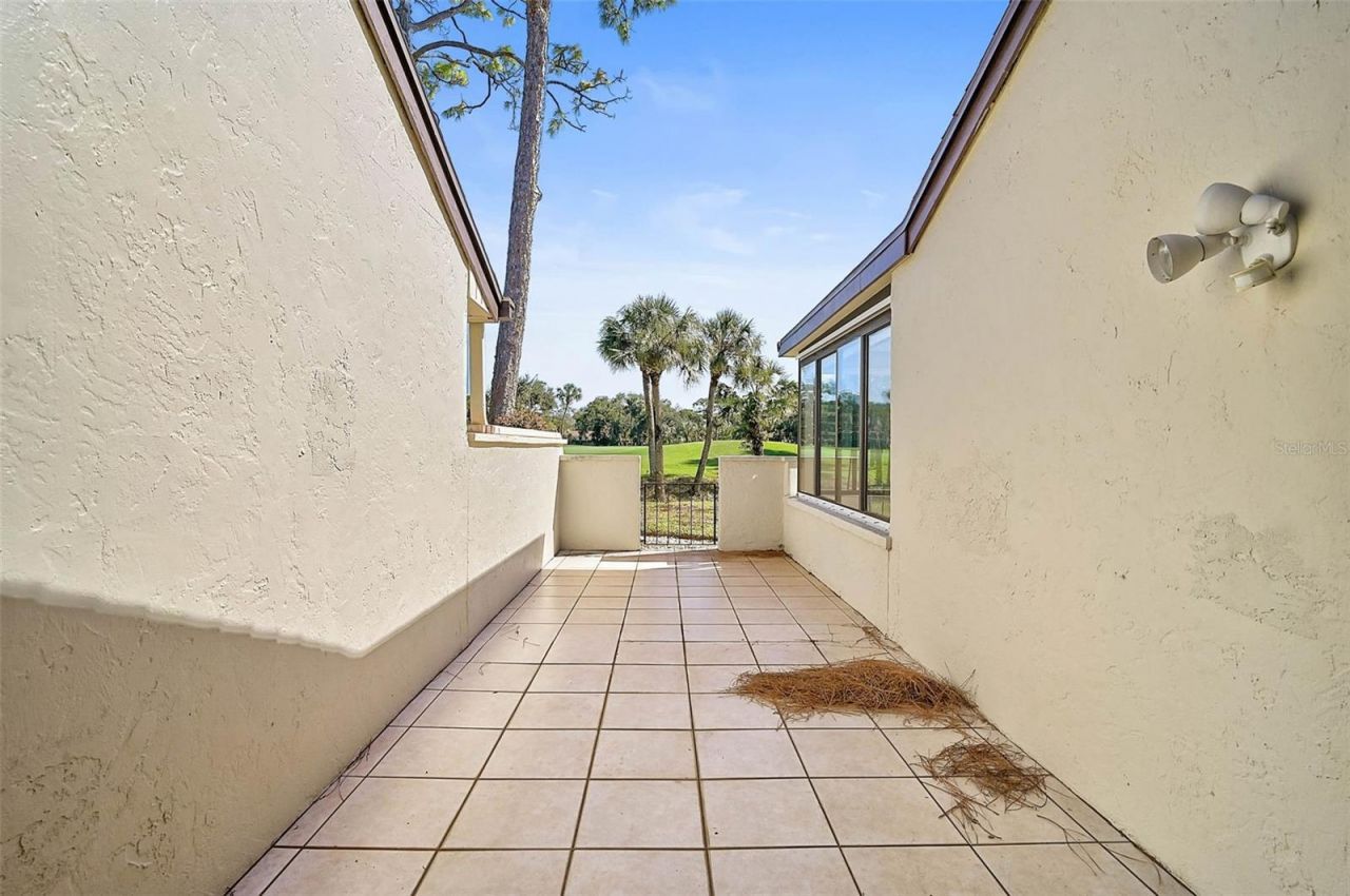 4414 La Jolla Drive, Bradenton, FL 34210 Photo