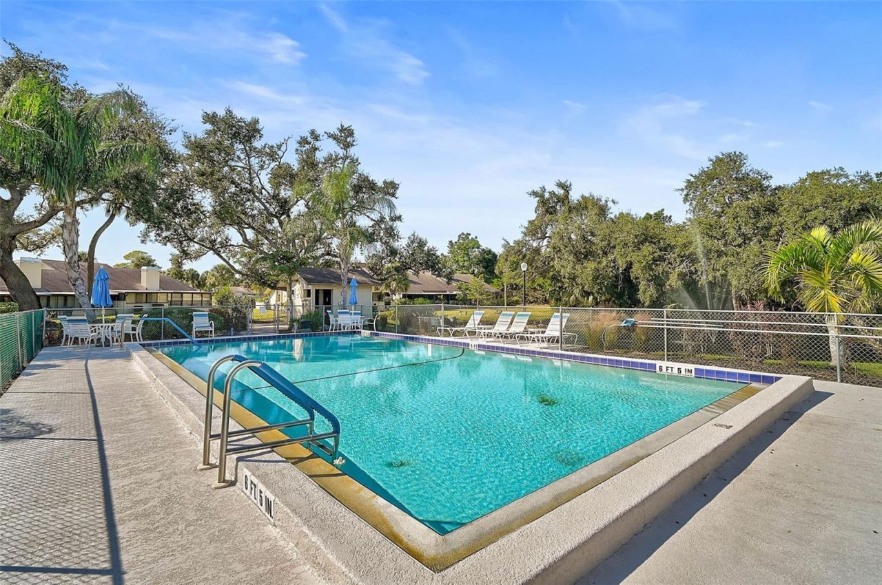 4414 La Jolla Drive, Bradenton, FL 34210 Photo