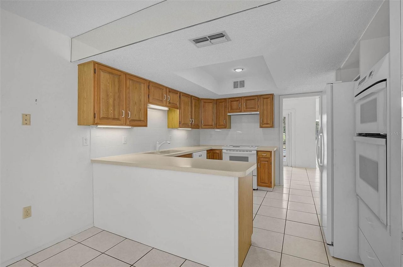 4414 La Jolla Drive, Bradenton, FL 34210 Photo