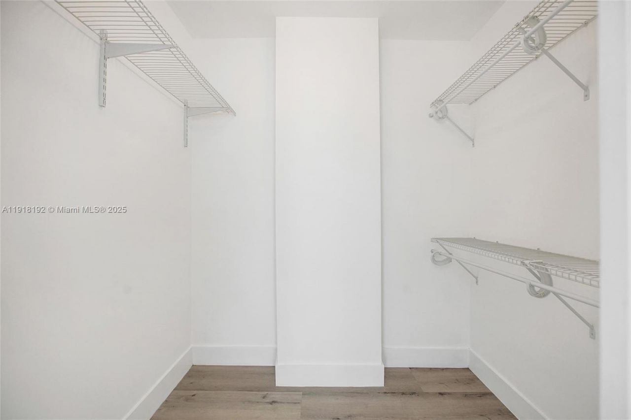 650 NE 64th St, Unit G506, Miami, FL 33138 Photo