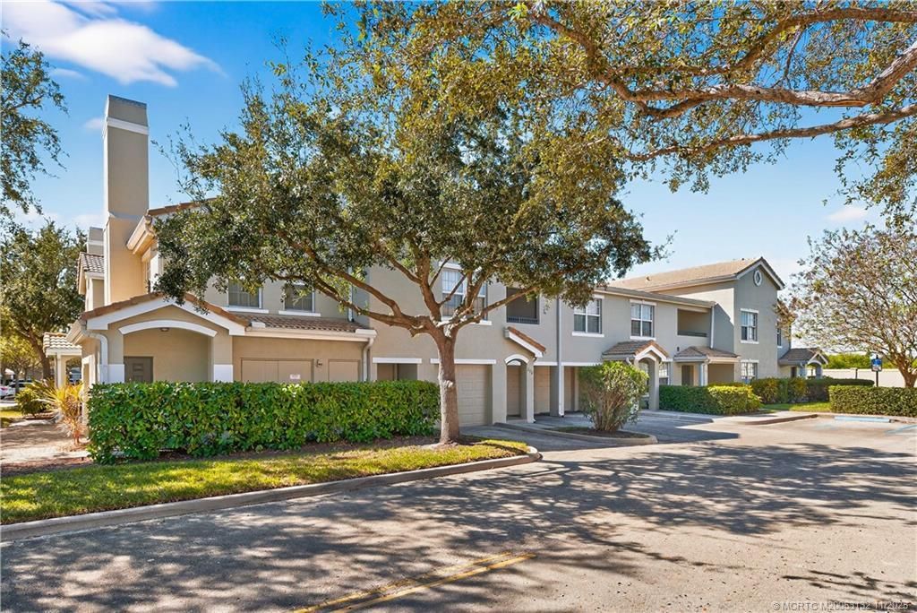 160 SW Peacock Boulevard, Unit 31-203, Port Saint Lucie, FL 34986 Photo