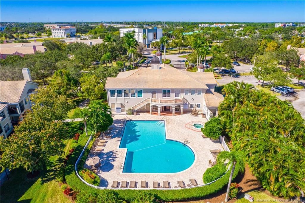 160 SW Peacock Boulevard, Unit 31-203, Port Saint Lucie, FL 34986 Photo