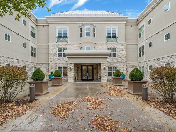 5735 Newbank Circle, Unit 303, Dublin, OH 43017