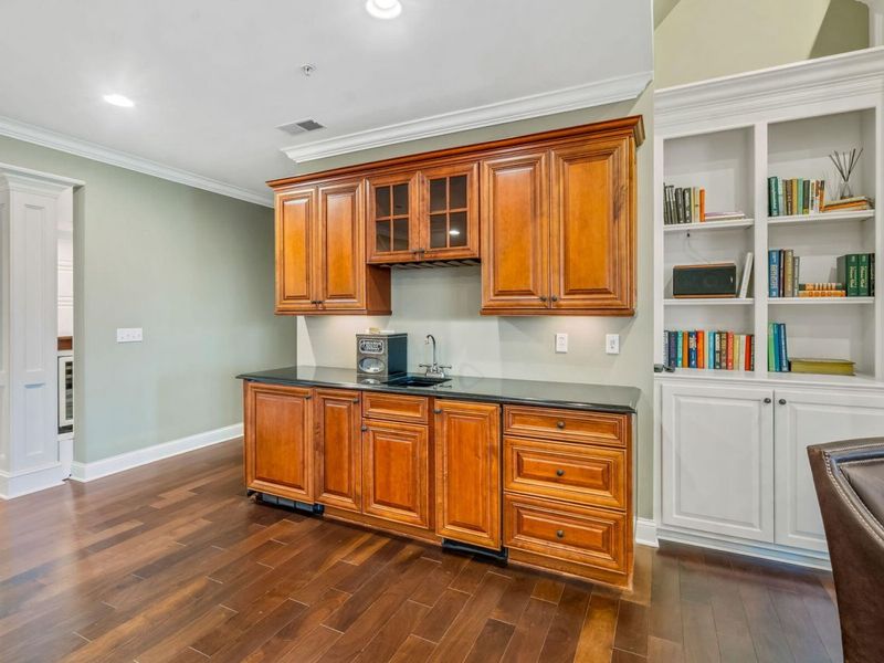 5735 Newbank Circle, Unit 303, Dublin, OH 43017 Photo 7