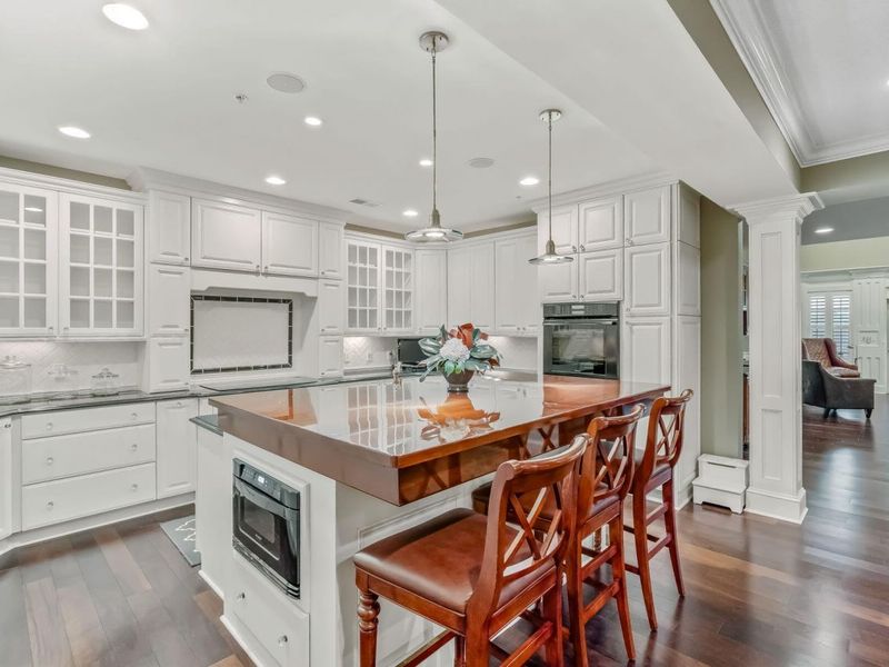 5735 Newbank Circle, Unit 303, Dublin, OH 43017 Photo 8