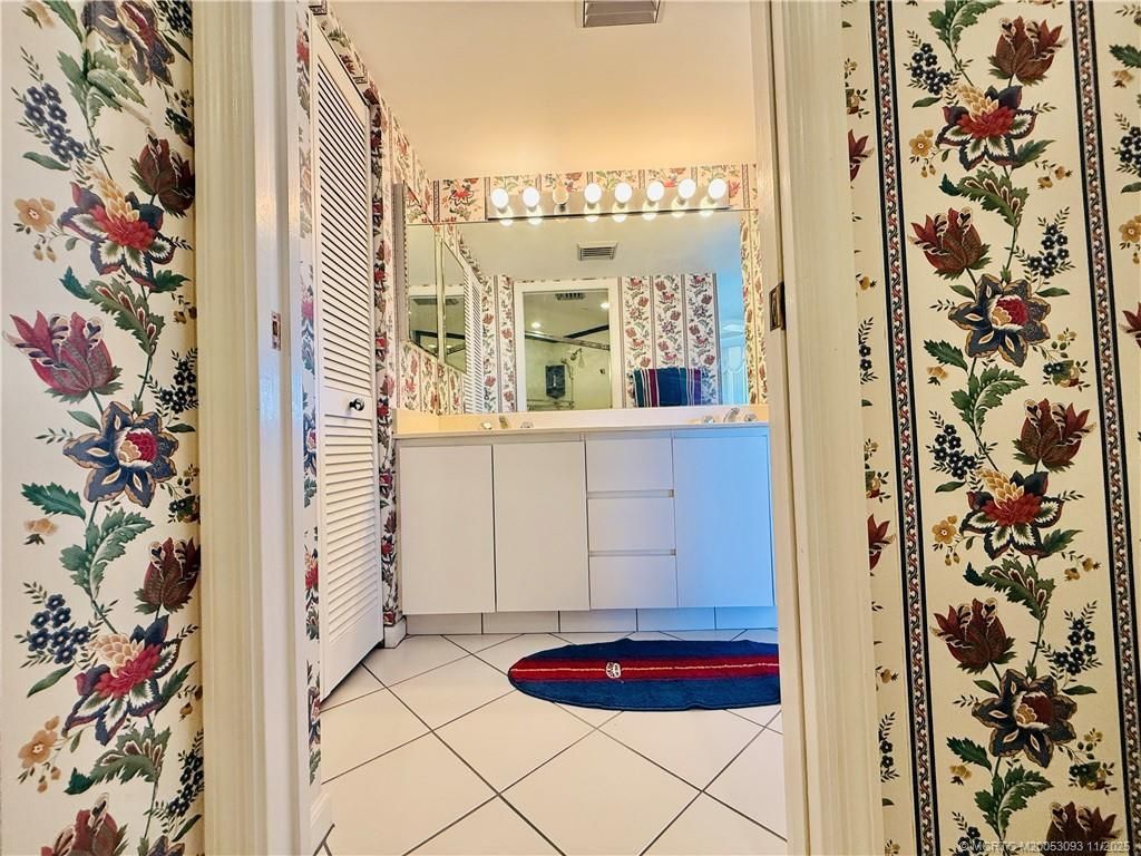 9500 S Ocean Drive, Unit 905, Jensen Beach, FL 34957 Photo