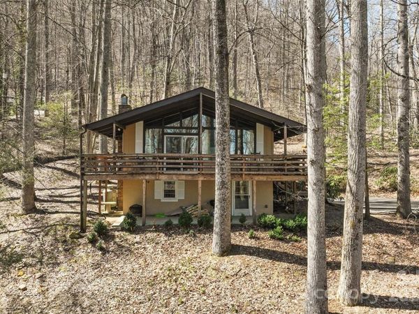 679 Locust Drive , Maggie Valley, NC 28751
