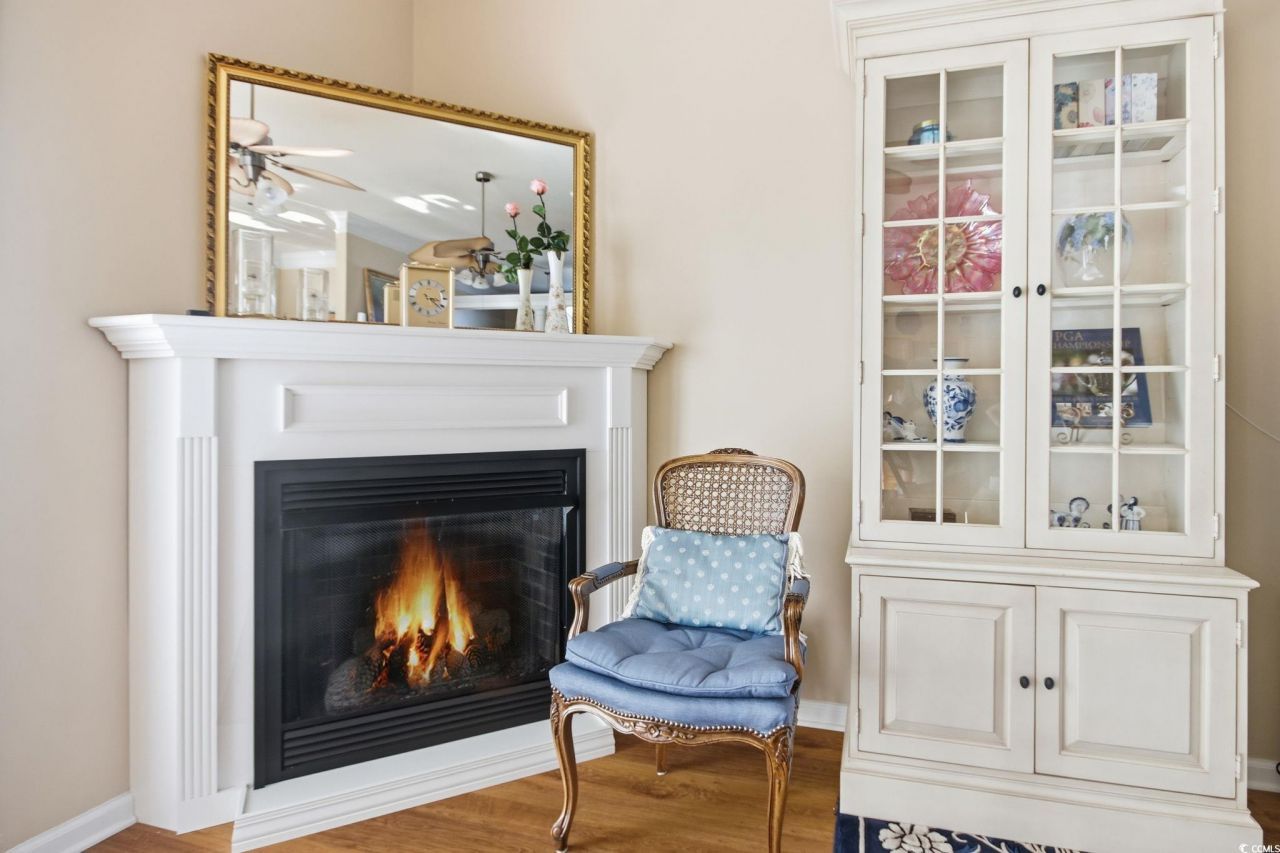 7293 Guinevere Circle Photo 6