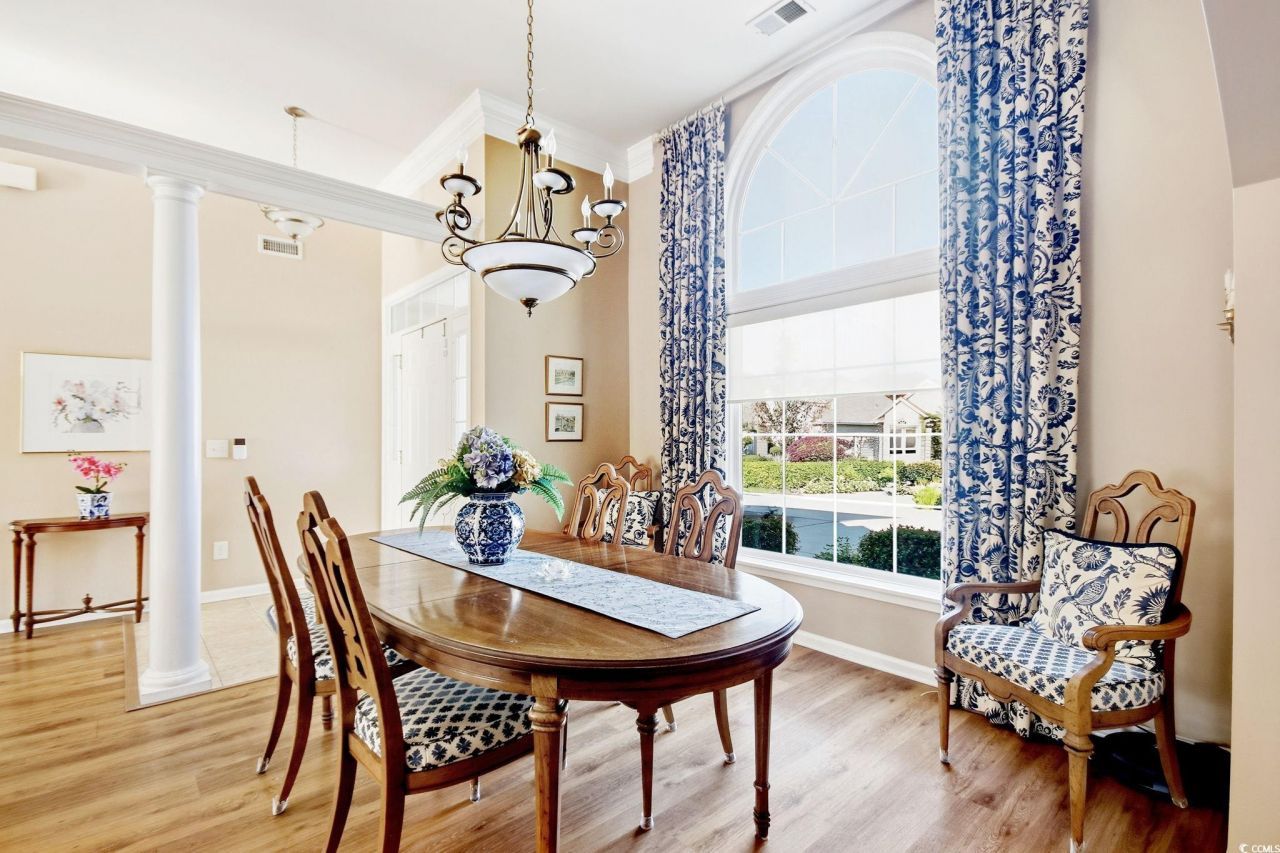 7293 Guinevere Circle Photo 9