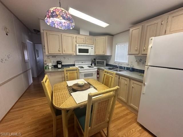 1453 Diamond Lake Cir, Naples, FL 34114 Photo