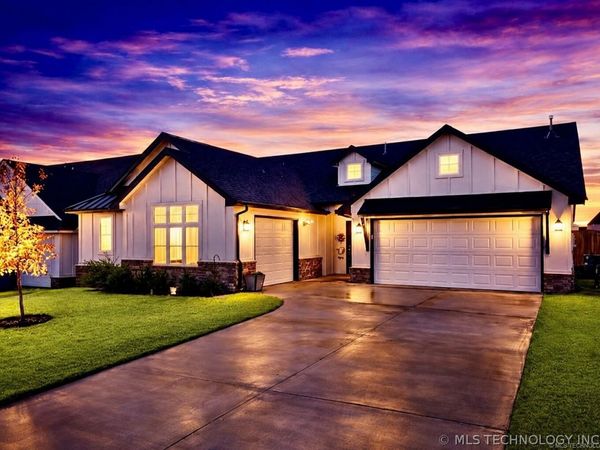 7402 E 89th Street N, Owasso, OK 74055