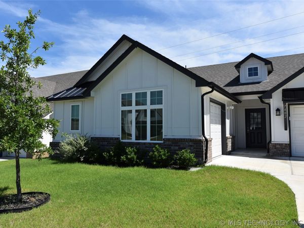 7402 E 89th Street N, Owasso, OK 74055