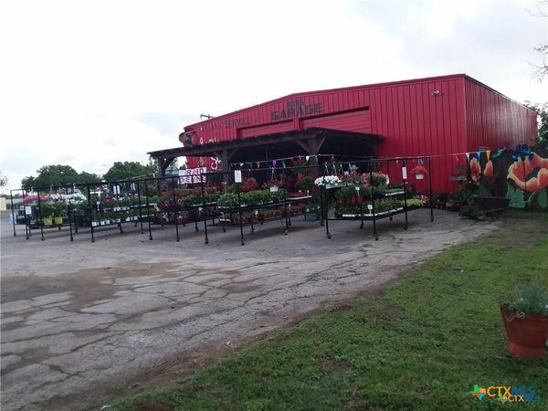 1008 S Walnut Street, Lampasas, TX 76550