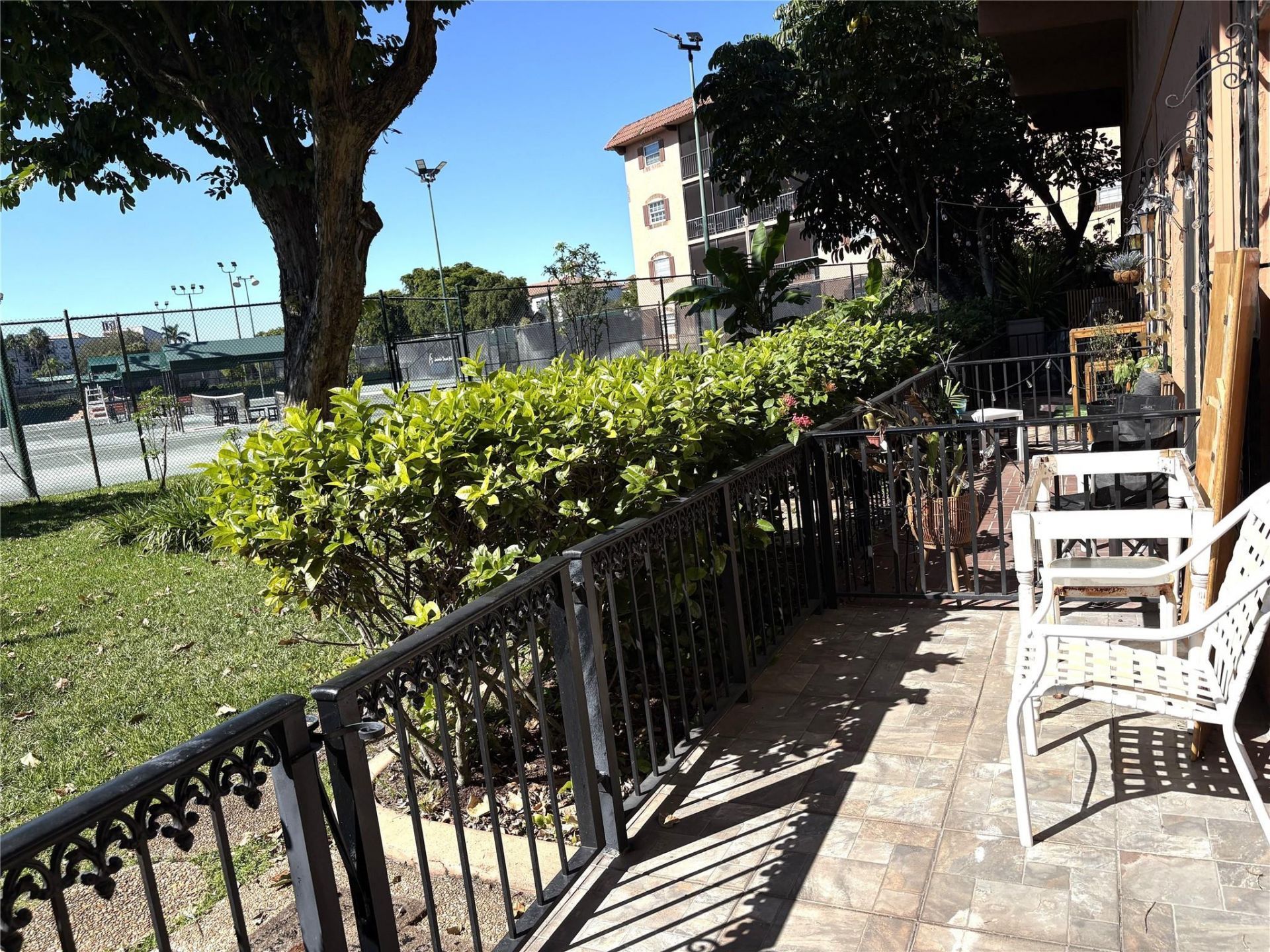 620 Tennis Club Drive, Unit 105, Fort Lauderdale, FL 33311 Photo