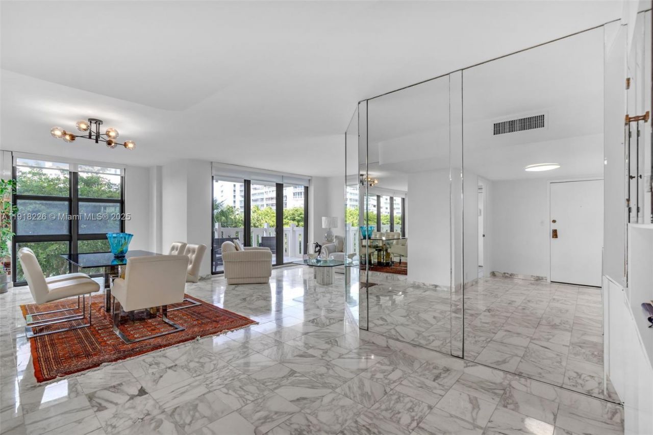 1121 Crandon Blvd, Unit E302, Key Biscayne, FL 33149 Photo