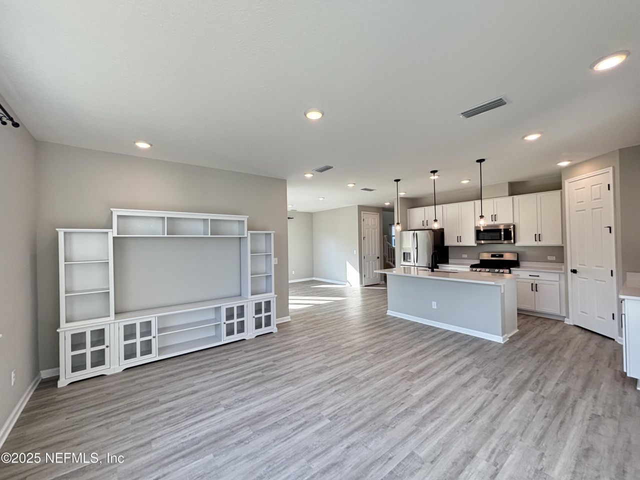 8268 Marietta Still Drive, Jacksonville, FL 32220 Photo