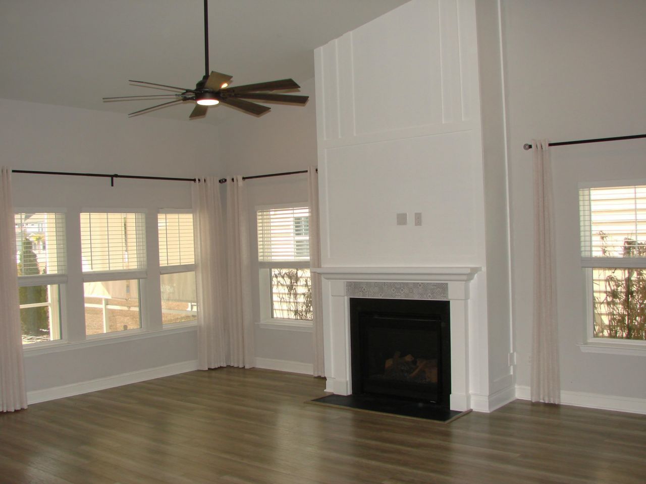 3312 Piney Woods Way Photo 12