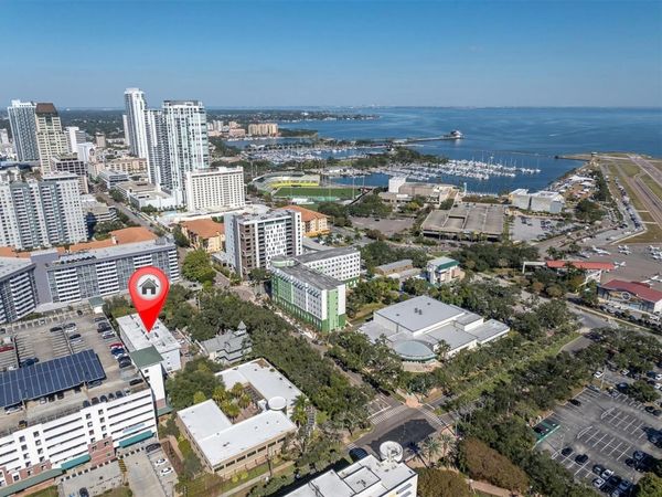 210 5TH AVENUE S, Unit 403, ST PETERSBURG, FL 33701
