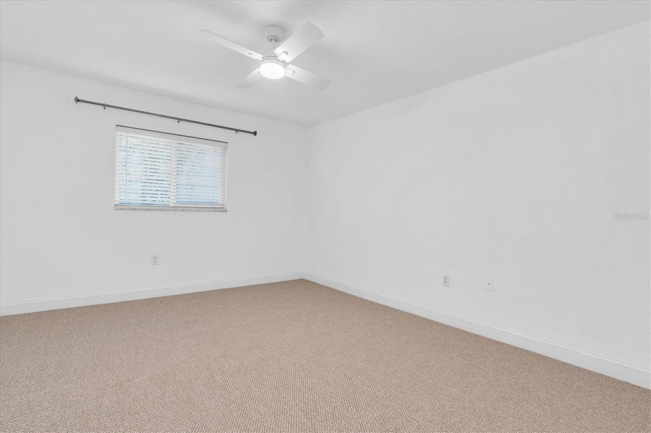 210 5th Avenue S, Unit 403, Saint Petersburg, FL 33701 Photo