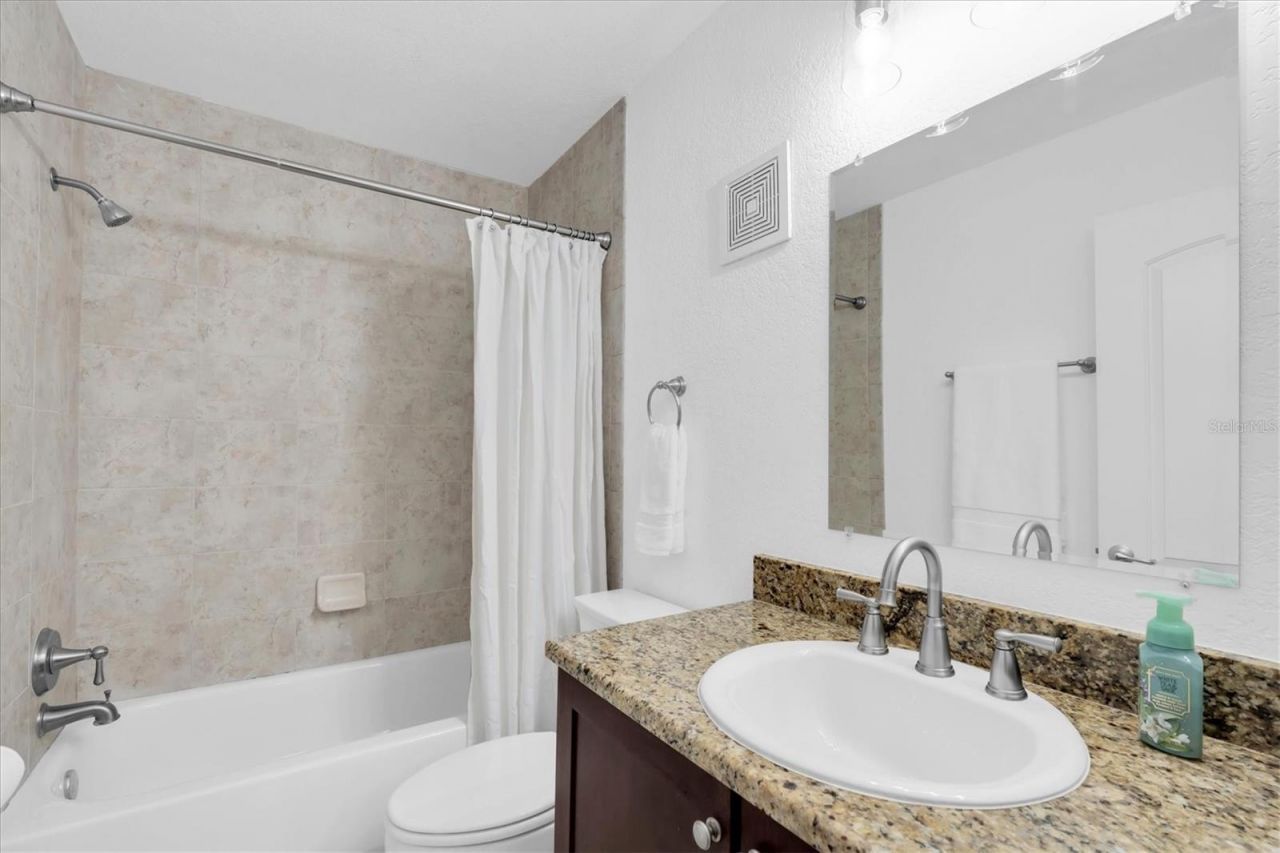 210 5th Avenue S, Unit 403, Saint Petersburg, FL 33701 Photo