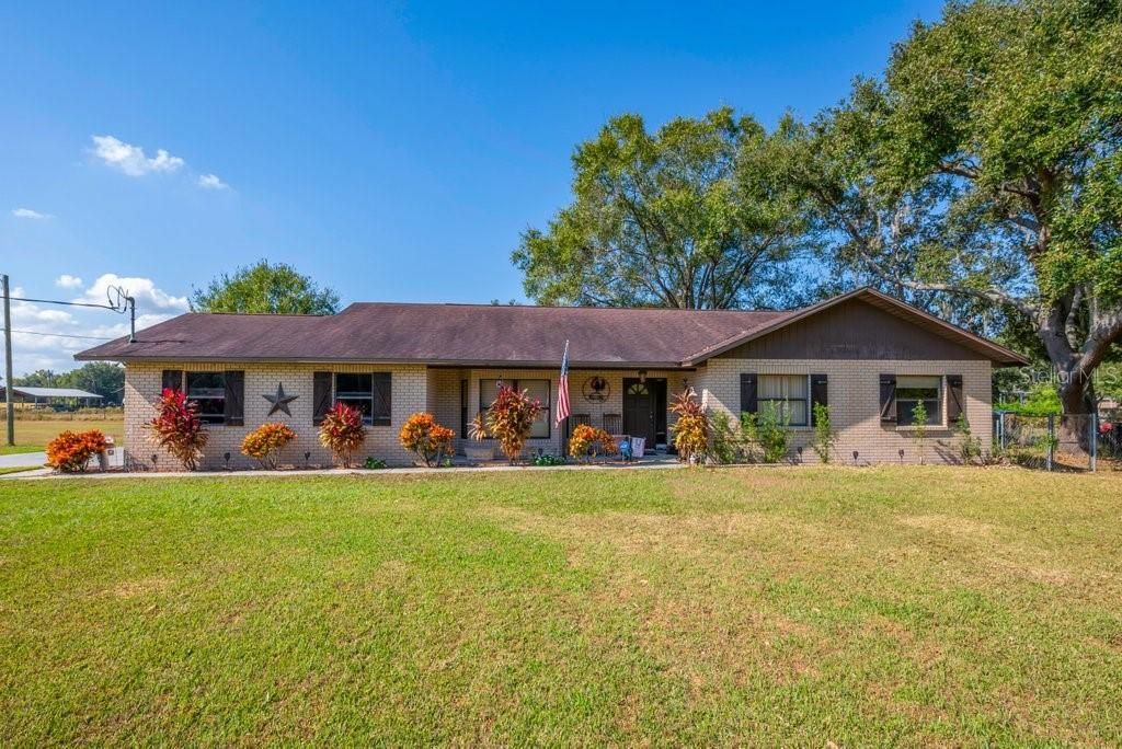 5301 CORONET ROAD Plant City, FL 33566