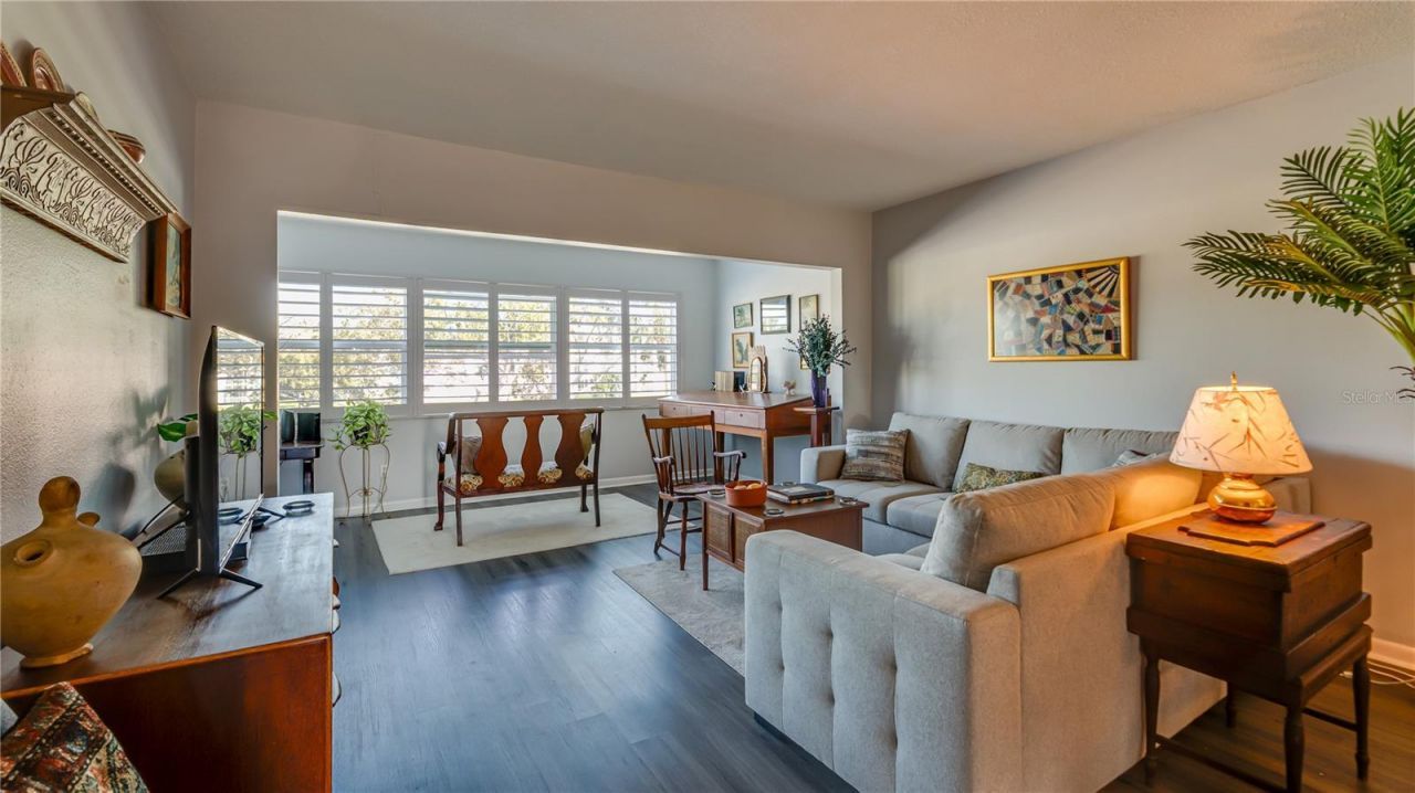 3850 13th Avenue N, Unit 201, Saint Petersburg, FL 33713 Photo