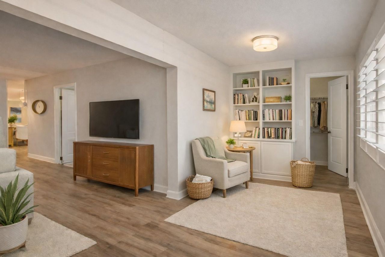 3850 13th Avenue N, Unit 201, Saint Petersburg, FL 33713 Photo