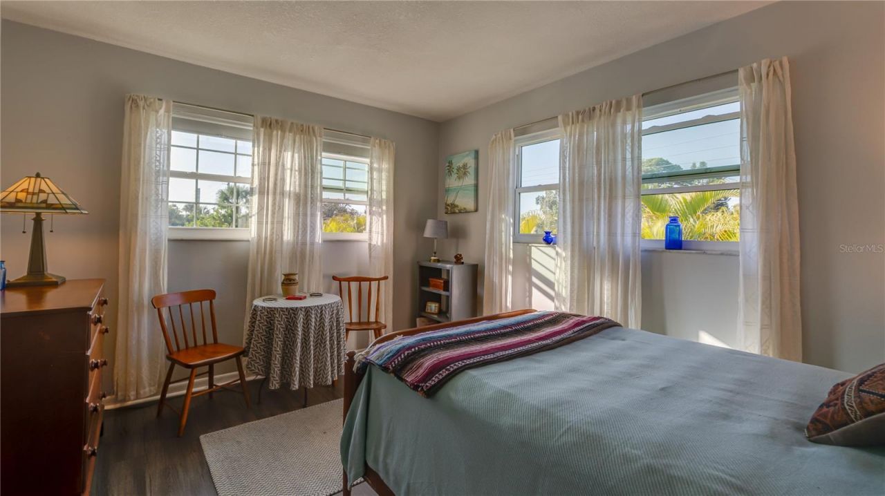 3850 13th Avenue N, Unit 201, Saint Petersburg, FL 33713 Photo