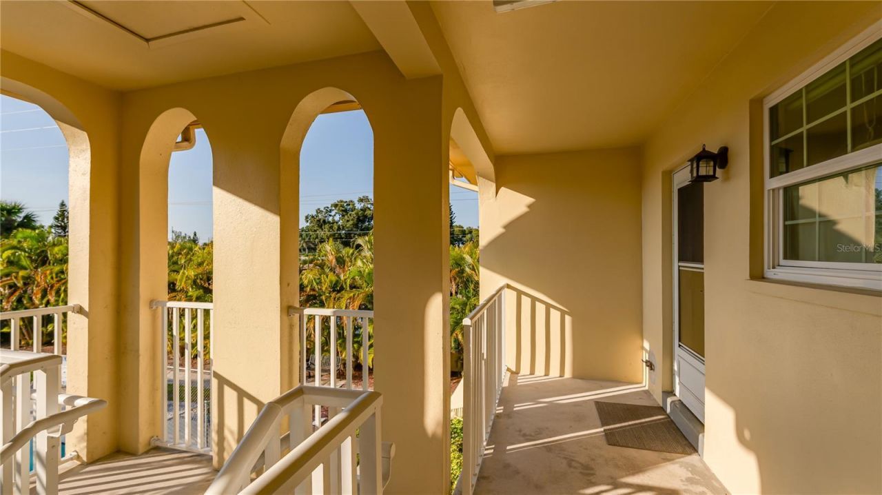 3850 13th Avenue N, Unit 201, Saint Petersburg, FL 33713 Photo