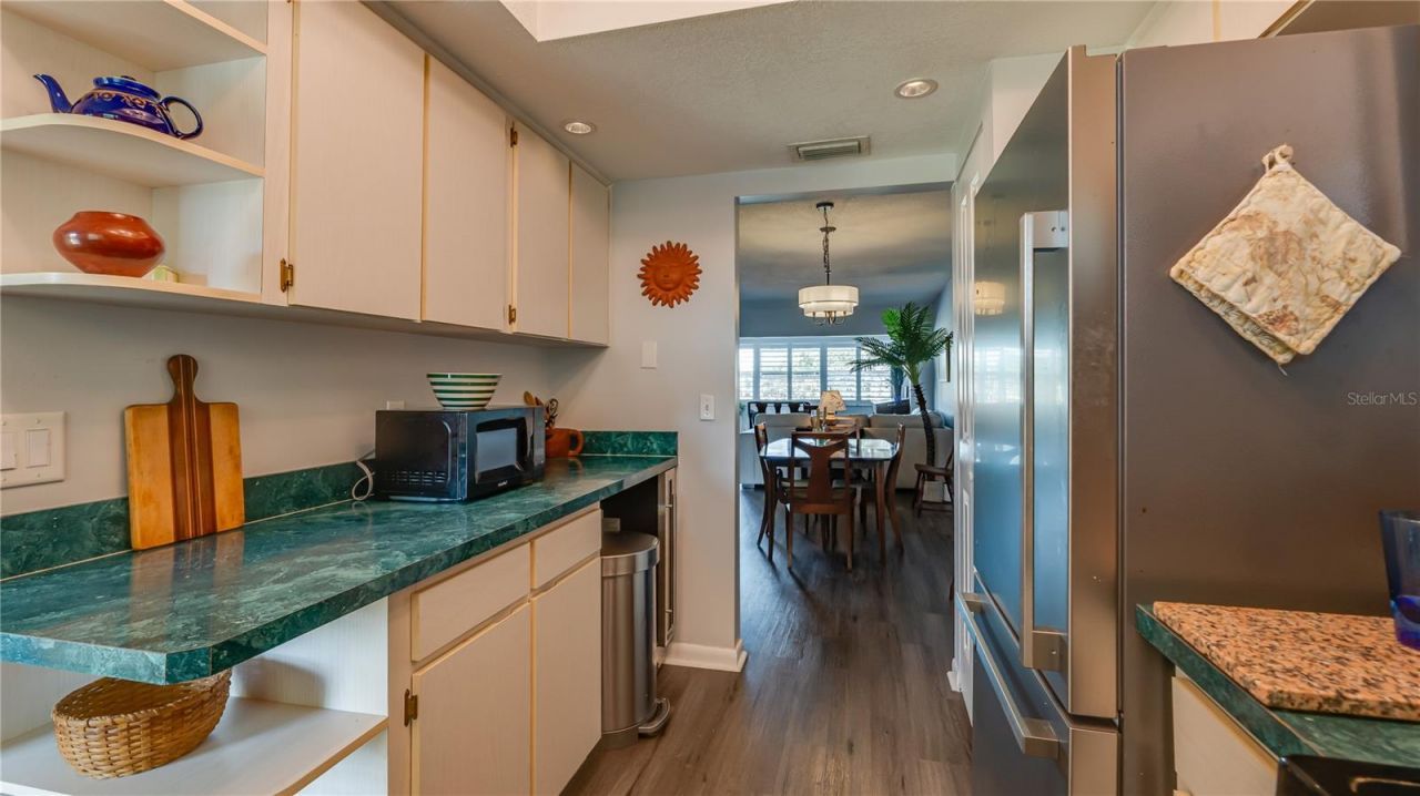 3850 13th Avenue N, Unit 201, Saint Petersburg, FL 33713 Photo