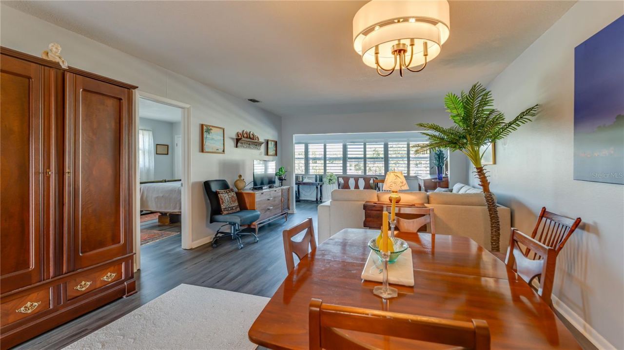 3850 13th Avenue N, Unit 201, Saint Petersburg, FL 33713 Photo