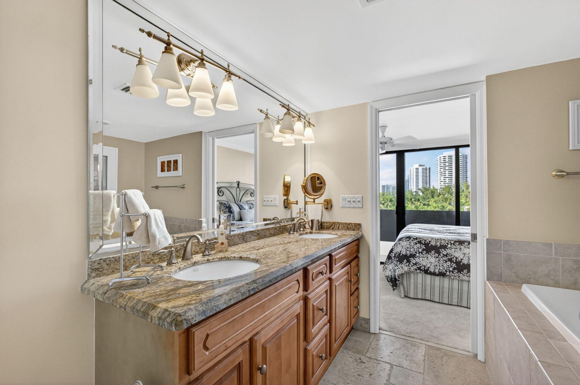 4200 N Ocean Drive, Unit 2-406, Singer Island, FL 33404 Photo