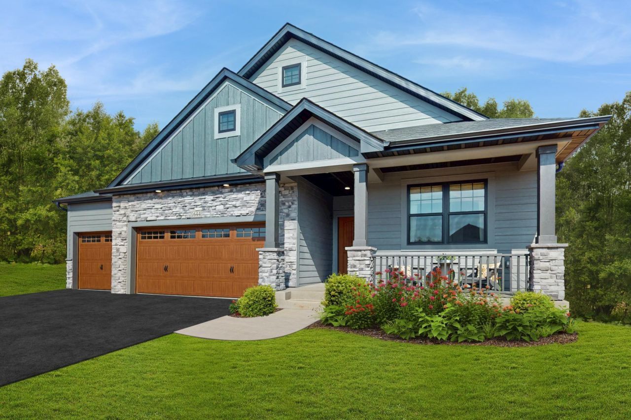 1644 Royal Boulevard N, Lake Elmo, MN 55042 Main Photo