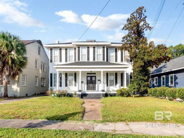 1858 Old Government Street, Mobile, AL 36606