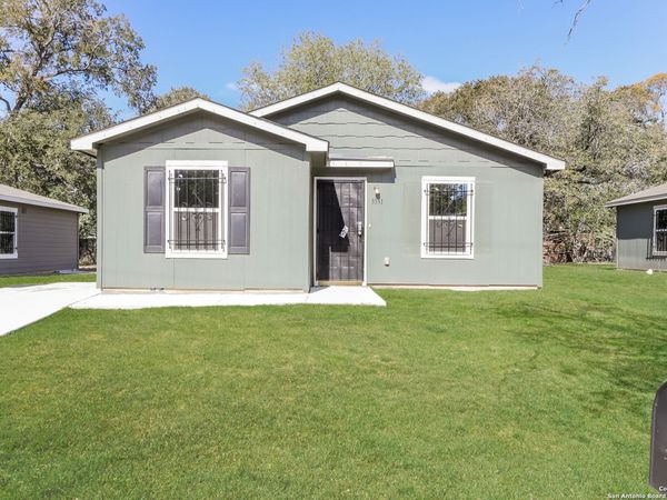 3351 Martin Luther King, San Antonio, TX 78220