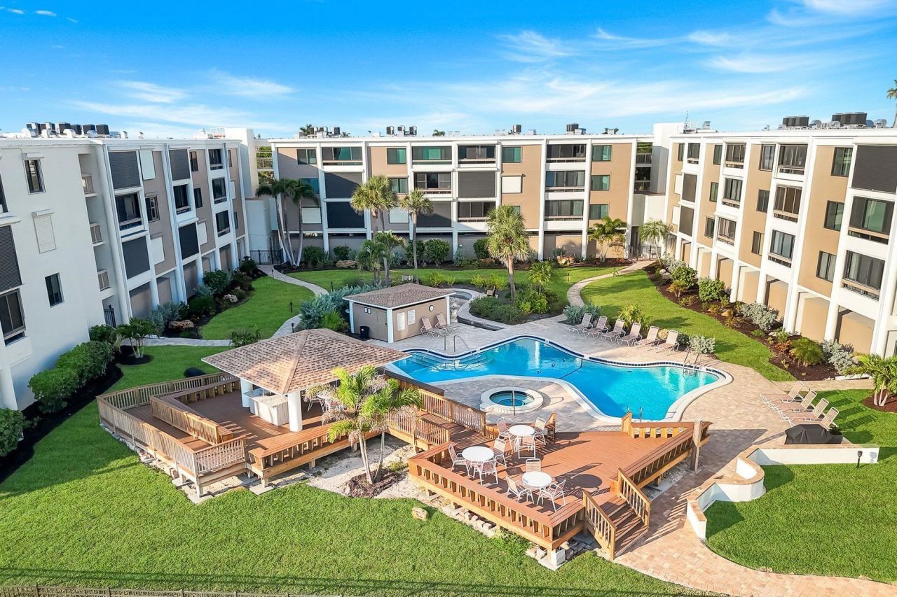 2777 W Gulf Dr, Unit 309, Sanibel, FL 33957 Photo