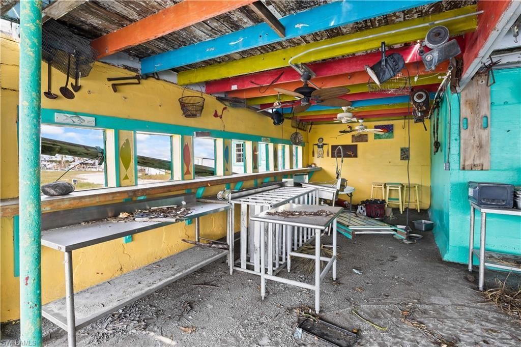 4520 And 4530 Pine Island Rd Nw, Matlacha, FL 33993 Photo