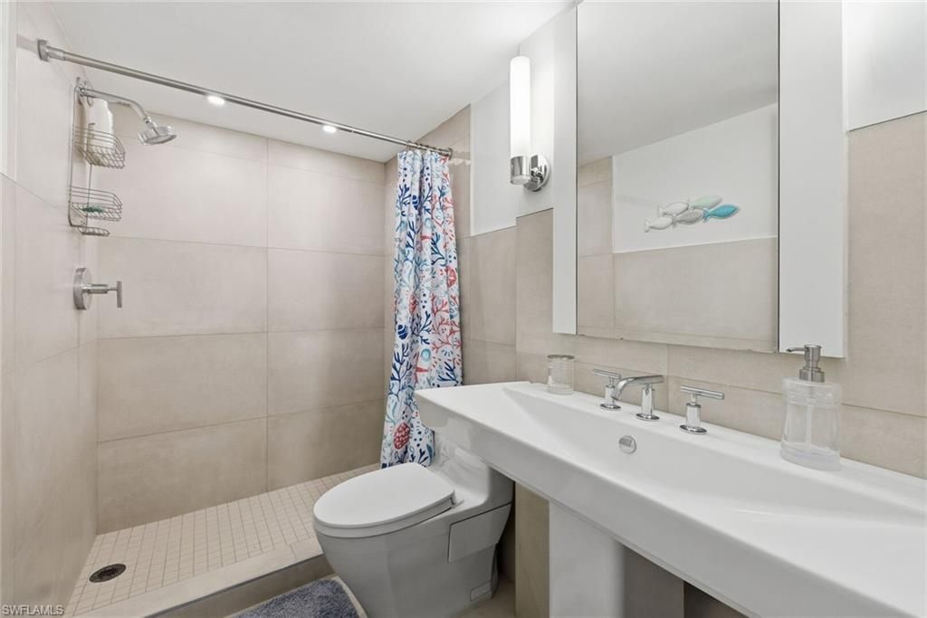 4200 Belair Ln, Unit 313, Naples, FL 34103 Photo