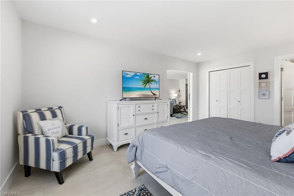 4200 Belair Ln, Unit 313, Naples, FL 34103 Photo