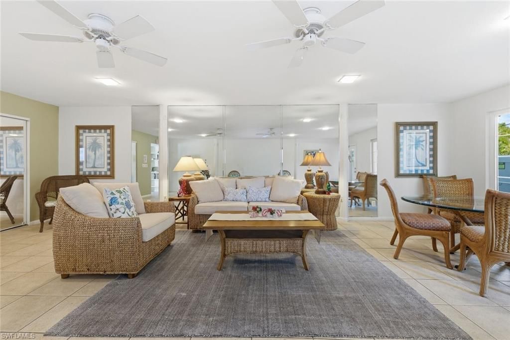 4200 Belair Ln, Unit 313, Naples, FL 34103 Photo