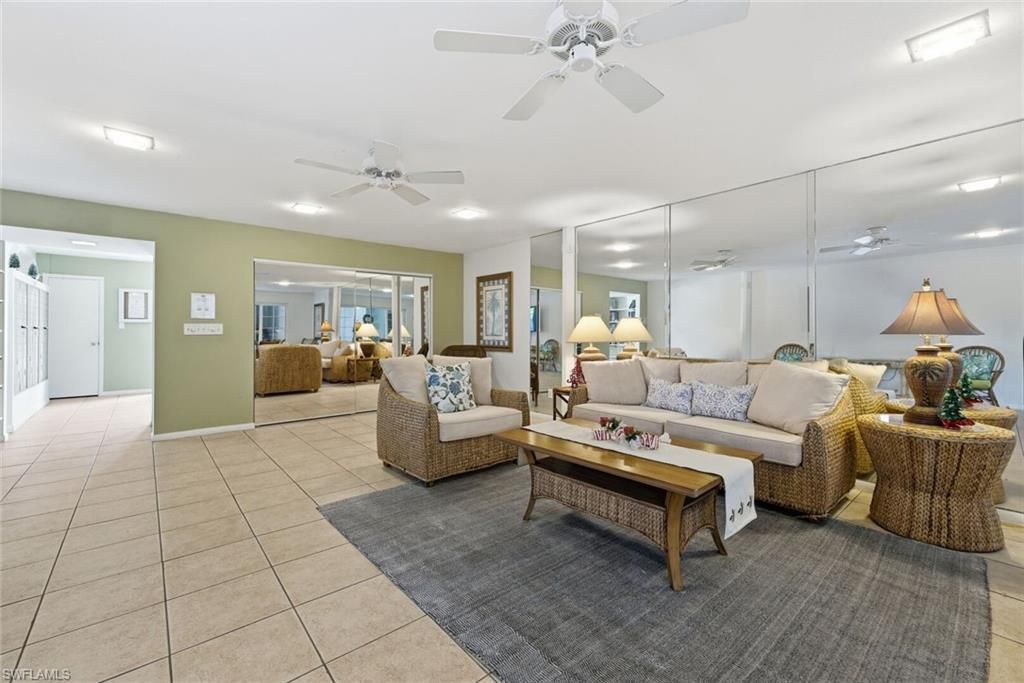4200 Belair Ln, Unit 313, Naples, FL 34103 Photo