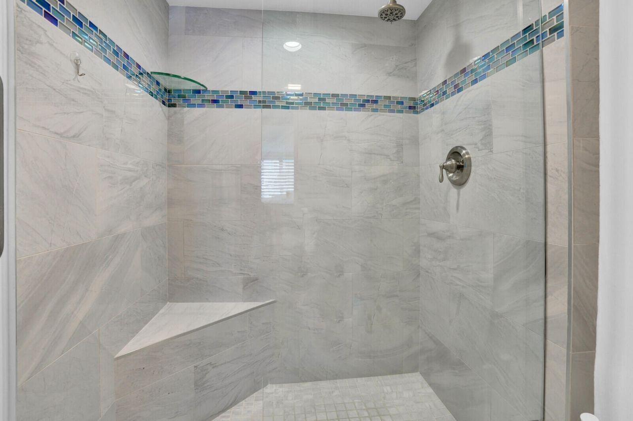 132 Lakeshore Drive, Unit 617, North Palm Beach, FL 33408 Photo