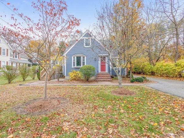 486 Washington St, Walpole, MA 02032
