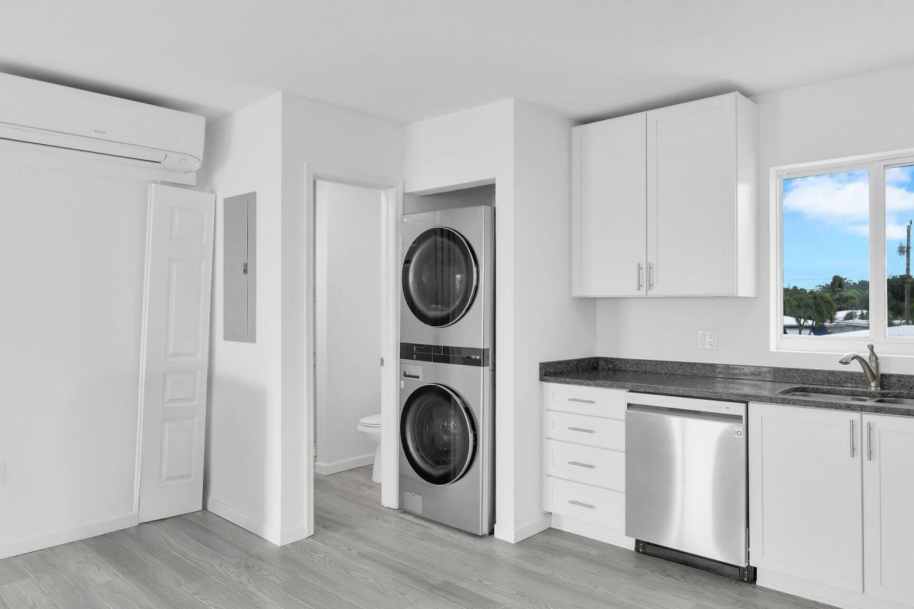 10877 Overseas Highway, Unit 6, Marathon, FL 33050 Photo