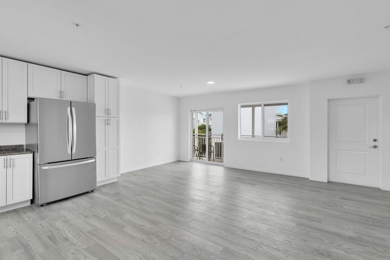 10877 Overseas Highway, Unit 6, Marathon, FL 33050 Photo