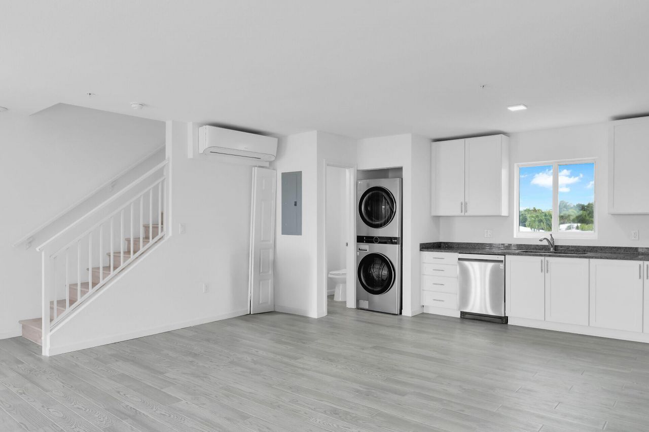 10877 Overseas Highway, Unit 6, Marathon, FL 33050 Photo